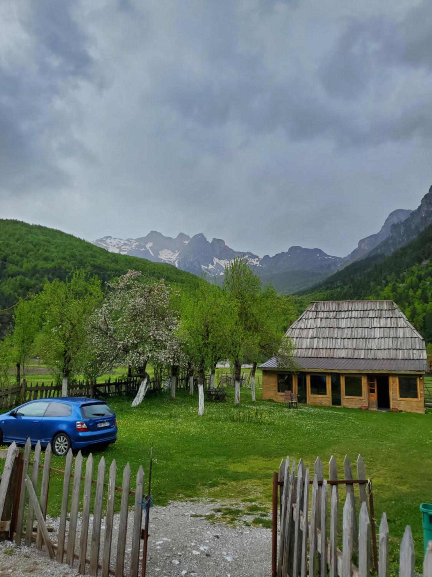 Bujtina2 Valbone