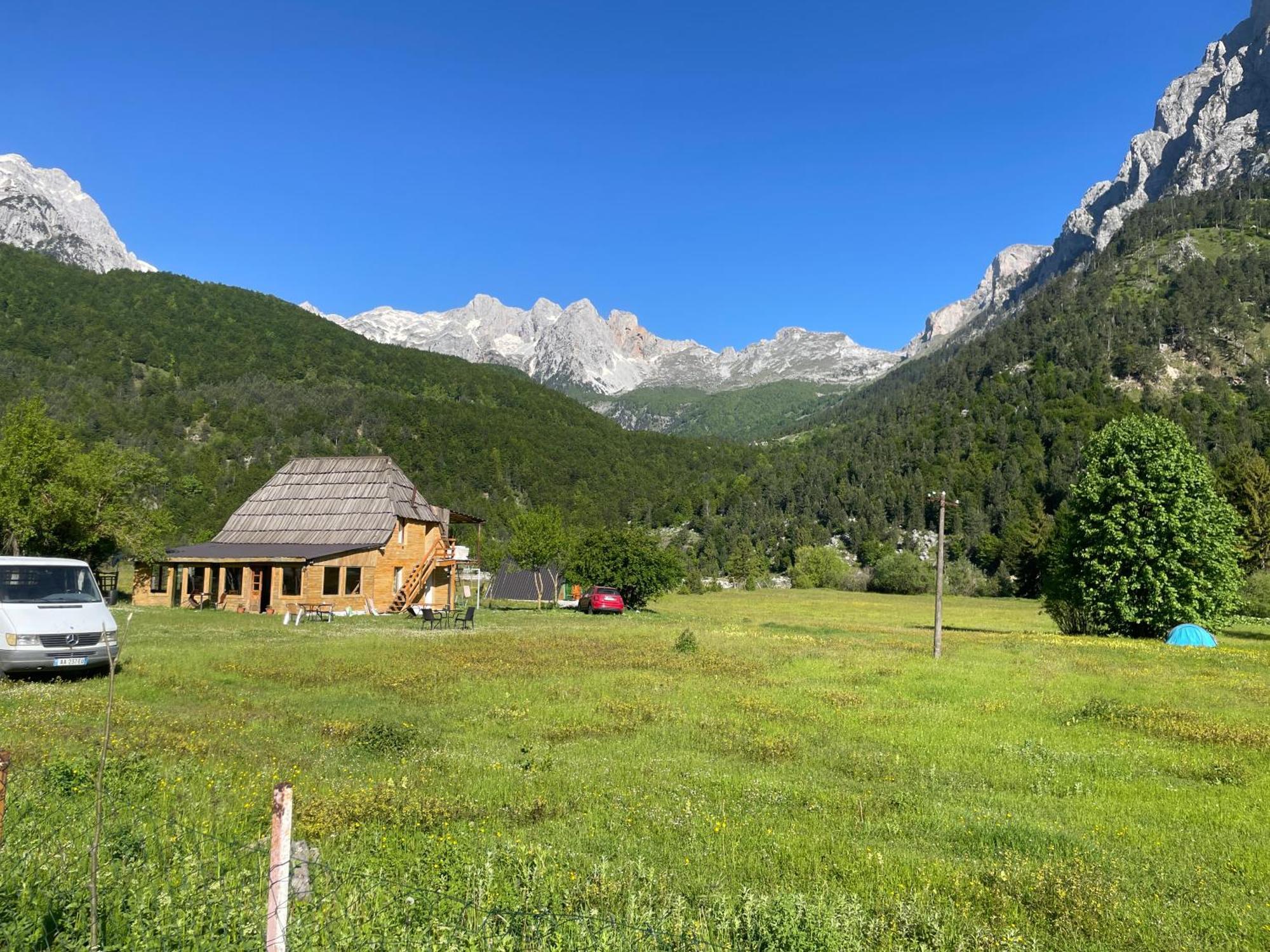 Bujtina2 * Valbone